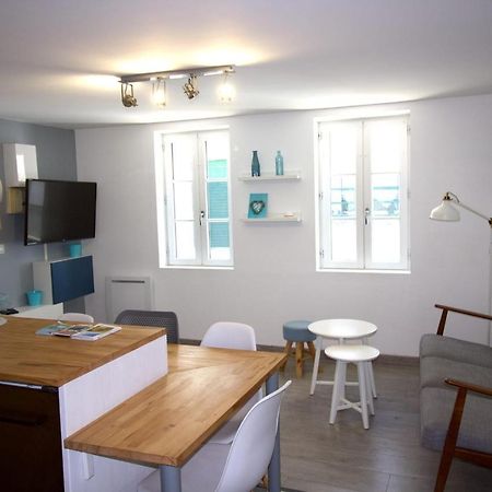 Cosy Apartment In The Center Of La Flotte Zewnętrze zdjęcie