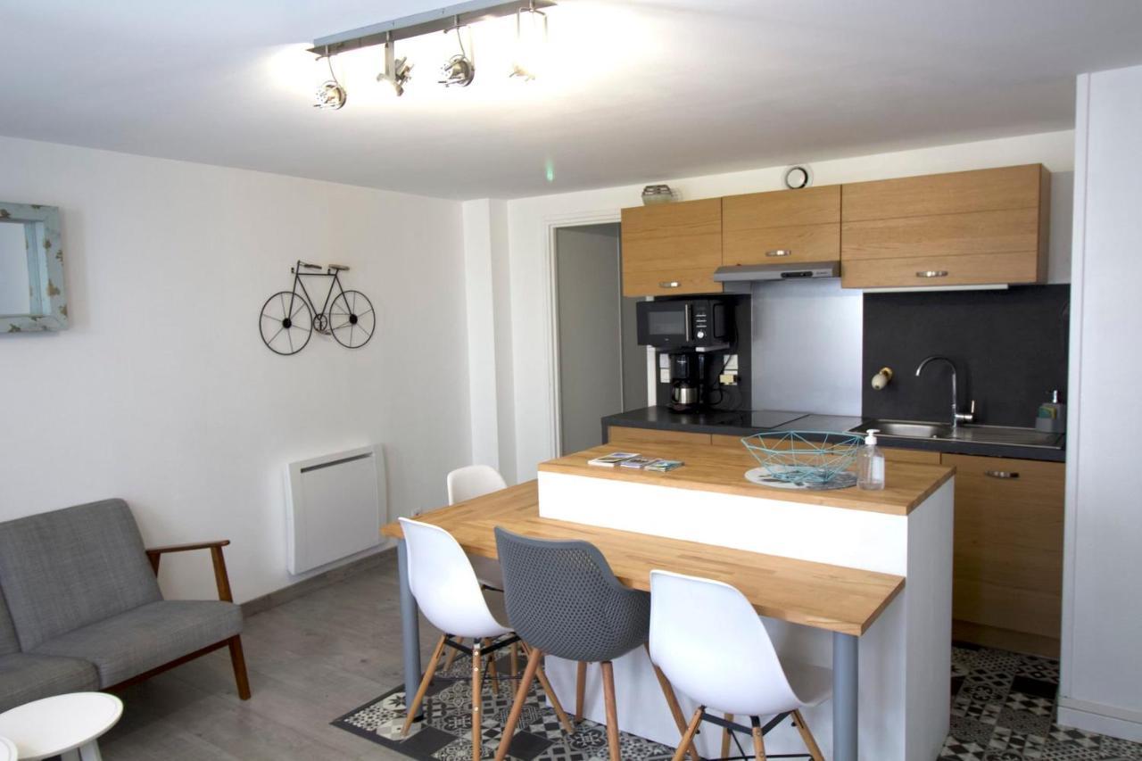 Cosy Apartment In The Center Of La Flotte Zewnętrze zdjęcie